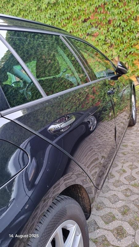 Schwarz Gebraucht 2020 VW Golf VII Comfortline Kombi | 15.000 € (Guter Preis) - Bild 1/4