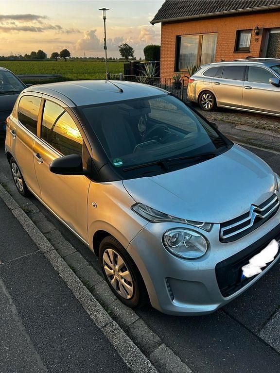 Silber Gebraucht 2018 Citroën C1 Furio Kleinwagen | 6.599 € (Fairer Preis) - Bild 1/4