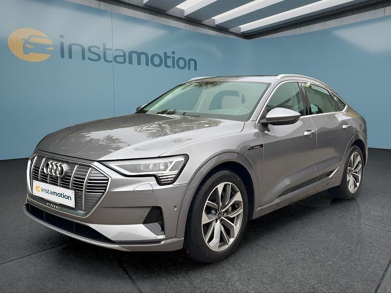 Grau Gebraucht 2022 Audi e-tron Sportback SUV | 39.849 € (Etwas zu teuer) - Bild 1/4
