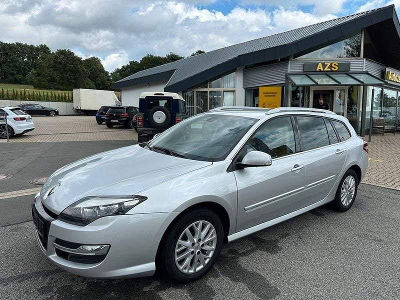 Silber Gebraucht 2014 Renault Laguna III Initiale Paris Kombi | 7.700 € (Fairer Preis) - Bild 1/4