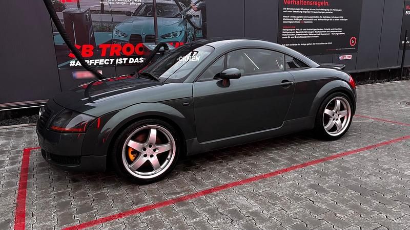 Usata Audi TT 220 CV (161 kW) 1999 Verde Coupé