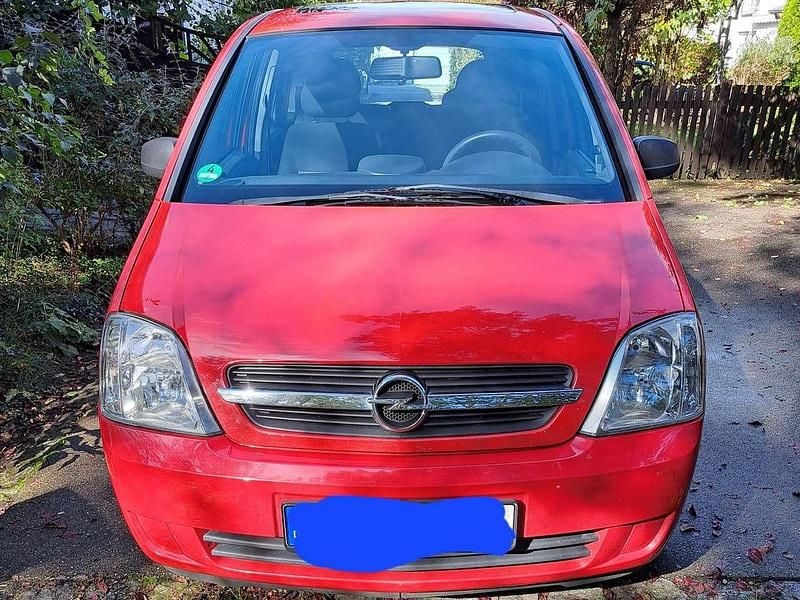 Second-hand Opel Meriva 87 CP (63 kW) 2004 Roșu Monovolum