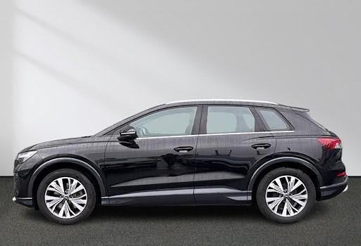 Gebraucht Audi Q4 e-tron Advanced 219 kW (299 PS) 2023 Mythosschwarz metallic SUV