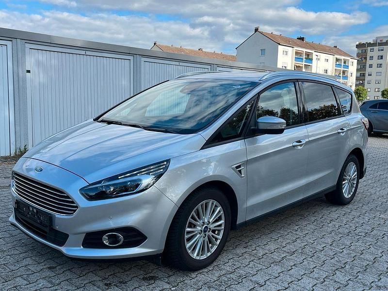 Silber Gebraucht 2019 Ford S-MAX Business Edition Van / Kleinbus | 12.000 € (Superpreis) - Bild 1/4