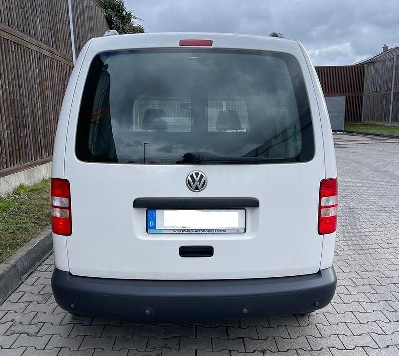 Gebraucht VW Caddy 75 PS (55 kW) 2012 Weiß Van / Kleinbus