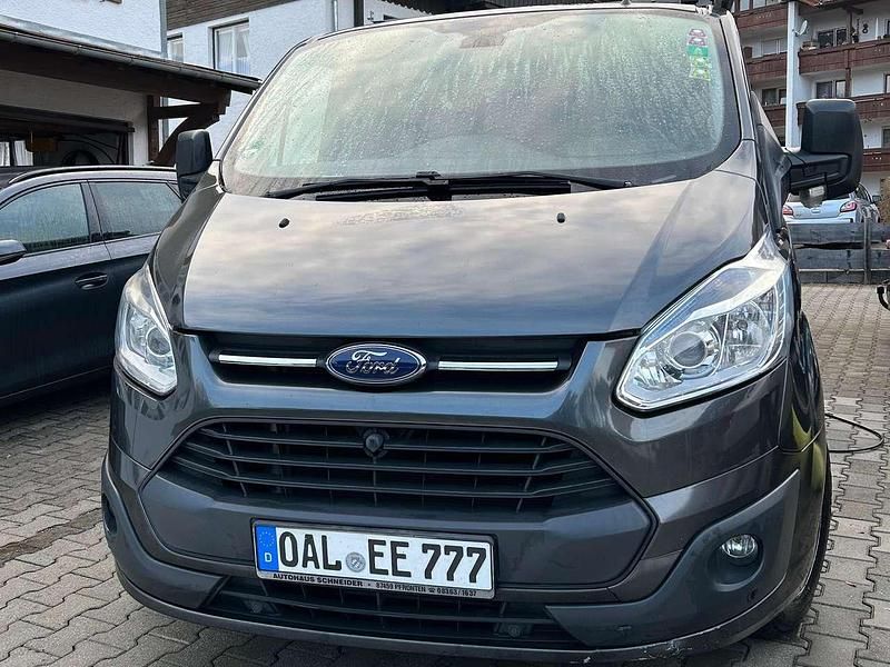 Gebraucht Ford Tourneo Titanium 155 PS (114 kW) 2015 Schwarz Van / Kleinbus