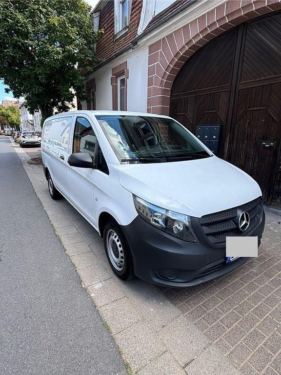 Gebraucht Mercedes Vito 163 PS (119 kW) 2017 Weiß Van