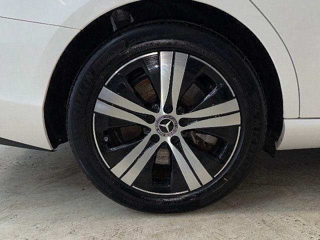 Gebraucht Mercedes C300e 313 PS (230 kW) 2024