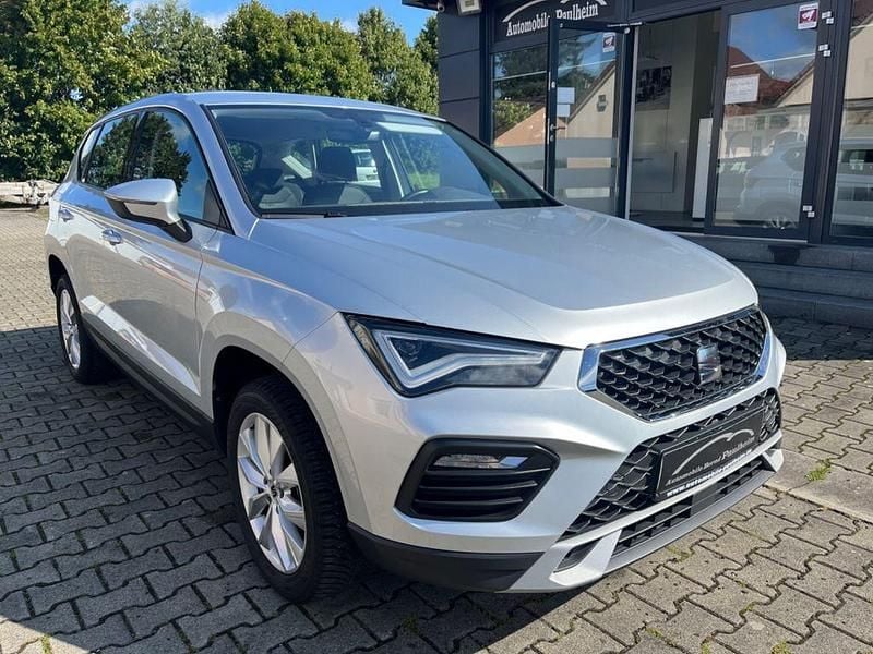 Silber Gebraucht 2024 Seat Ateca Style SUV | 22.190 € (Superpreis) - Bild 1/4