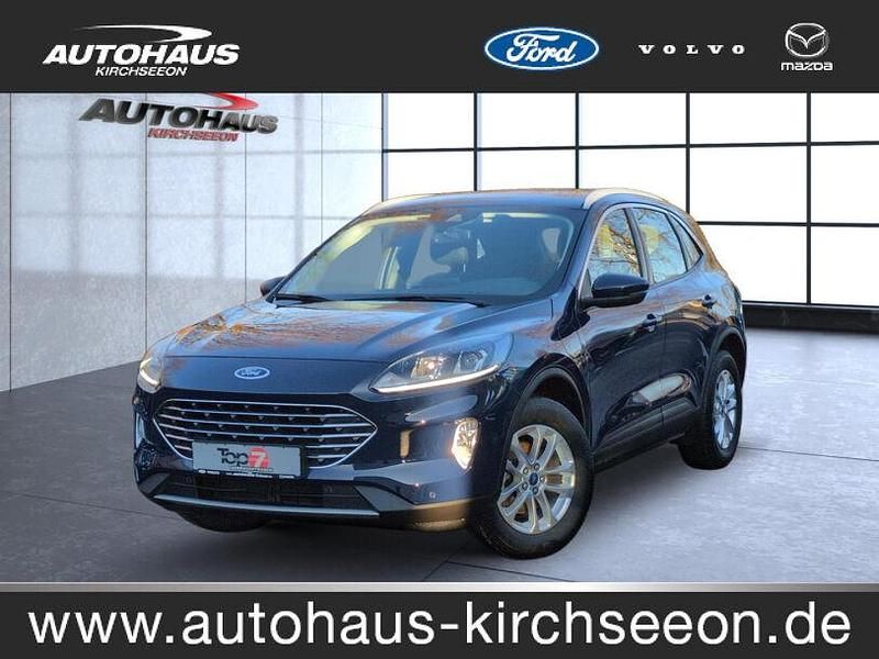 Gebraucht Ford Kuga Titanium 224 PS (164 kW) 2022 Blazerblau (metallic) SUV