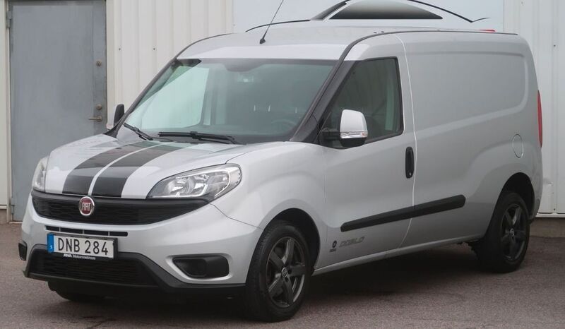 Grau Gebraucht 2016 Fiat Doblò Van / Kleinbus | 5.990 € (Superpreis) - Bild 1/4