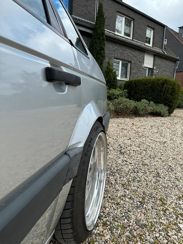 Gebraucht VW Passat 200 PS (147 kW) 1989 Silber Limousine