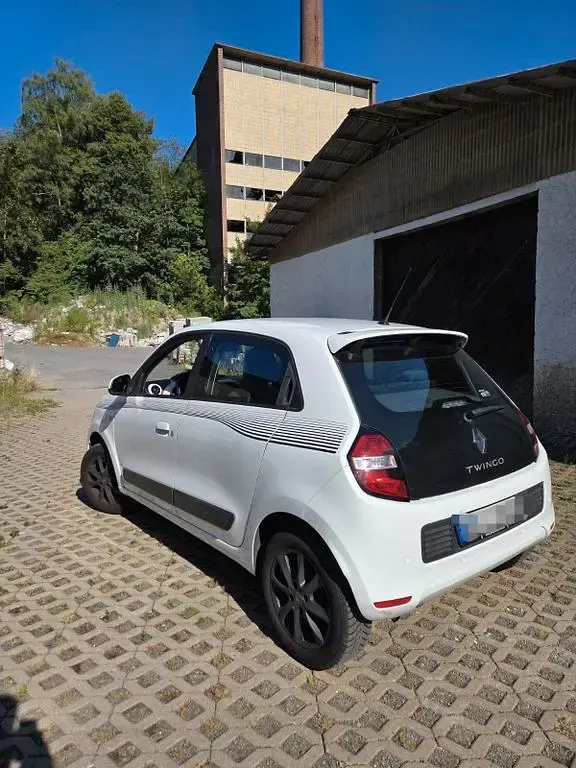 Gebraucht Renault Twingo Life 70 PS (51 kW) 2014 Weiß Kleinwagen