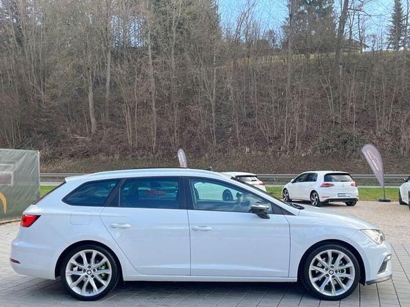 Gebraucht Seat Leon ST FR 188 PS (138 kW) 2017 Weiß Kombi