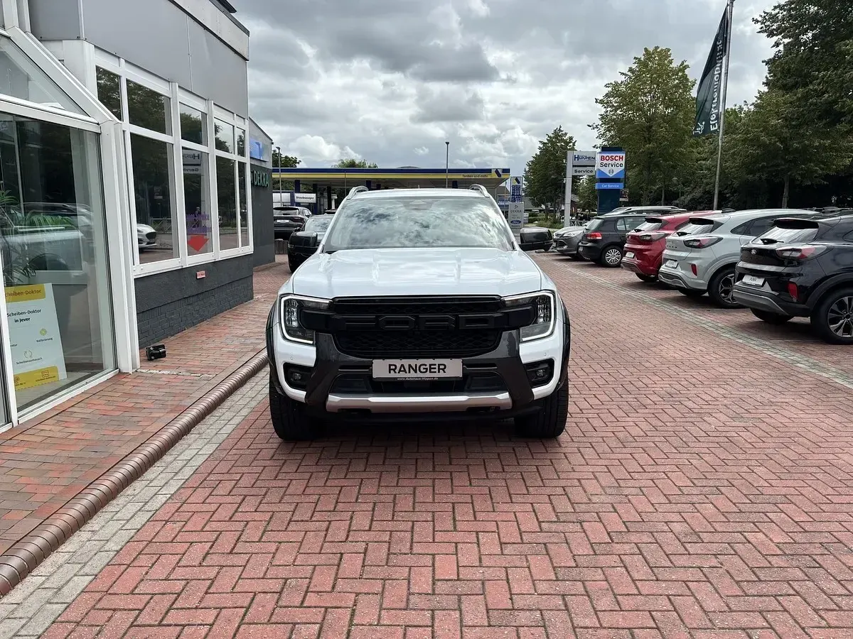 Gebraucht Ford Ranger Wildtrack 241 PS (177 kW) 2023 Weiß Pickup