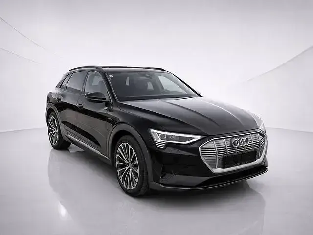 Gebraucht Audi e-tron S-Line 300 kW (408 PS) 2021 Schwarz SUV