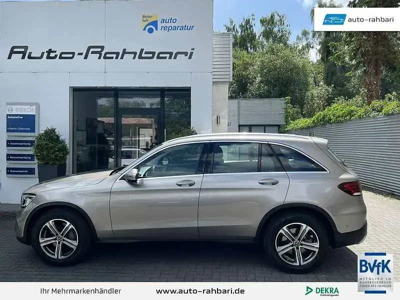 Gebraucht Mercedes GLC300 Business 258 PS (189 kW) 2019 Silber SUV