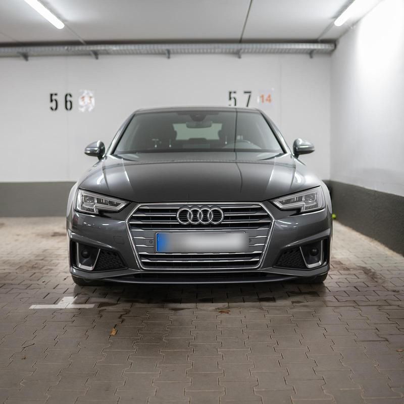 Gebraucht Audi A4 S-Line 190 PS (139 kW) 2019 Grau Limousine