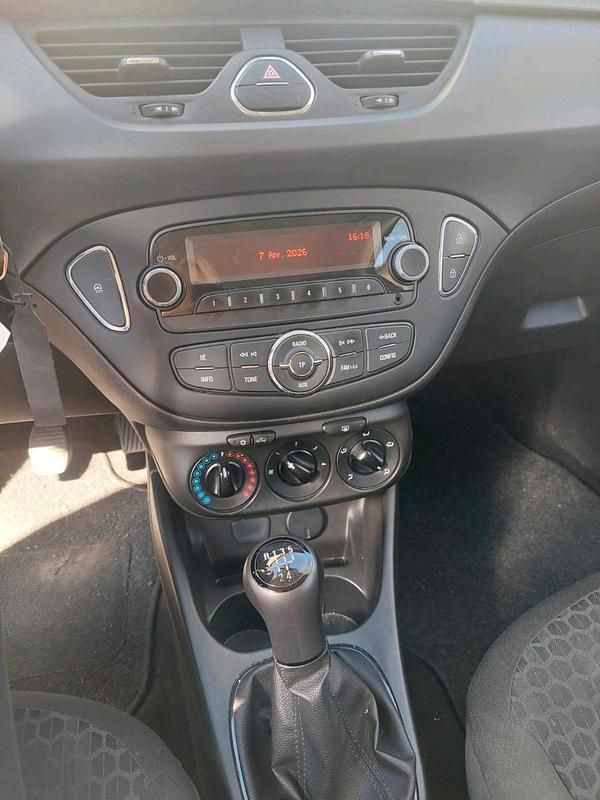 Gebraucht Opel Corsa 72 PS (52 kW) 2016 Rot Kleinwagen