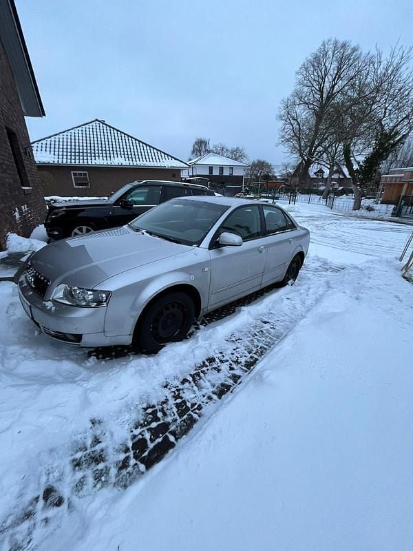 Gebraucht Audi A4 131 PS (96 kW) 2004 Silber Limousine