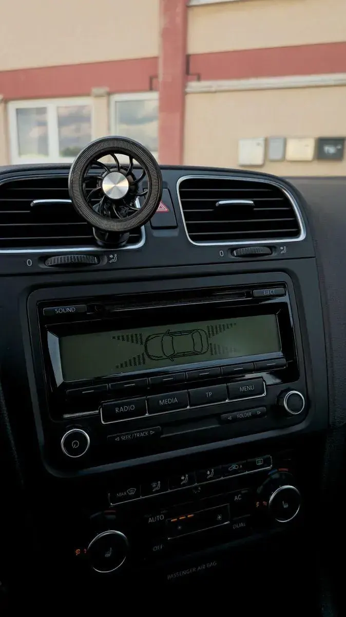 Gebraucht VW Golf VI Highline 140 PS (102 kW) 2009 Schwarz Kleinwagen