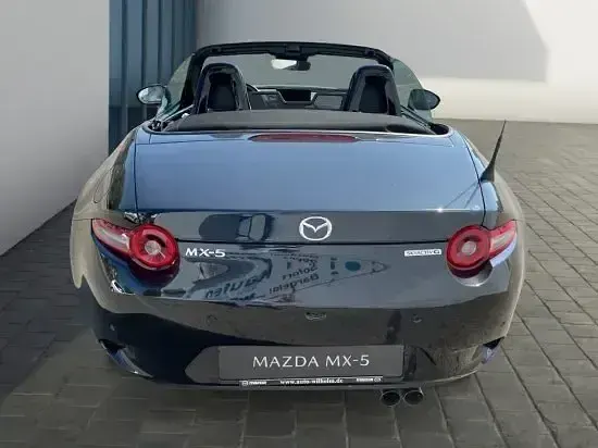 Neu Mazda MX5 Exclusive-Line 132 PS (97 kW) 2025 Schwarz Cabrio