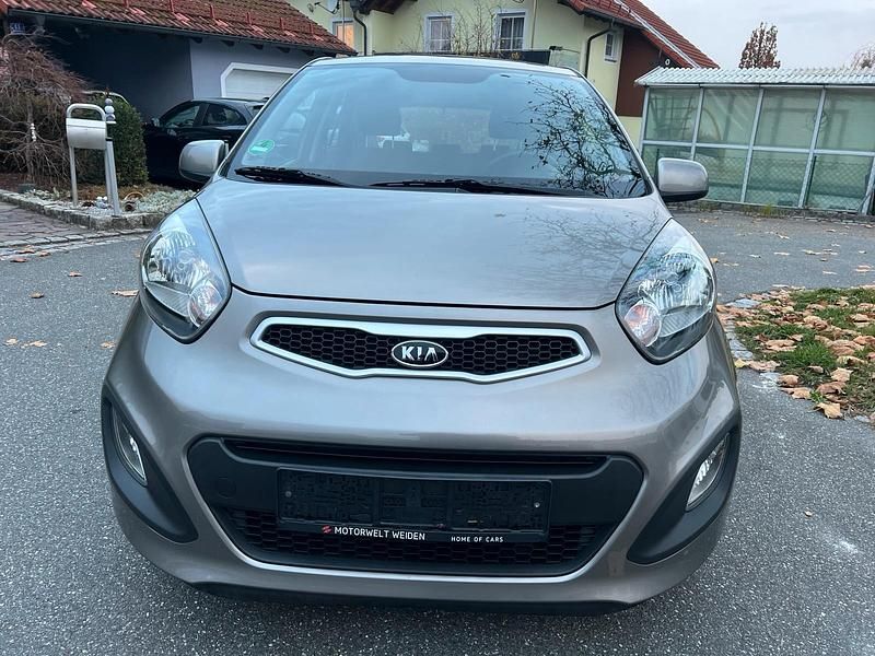 Grau Gebraucht 2011 Kia Picanto Kleinwagen | 3.950 € (Fairer Preis) - Bild 1/4