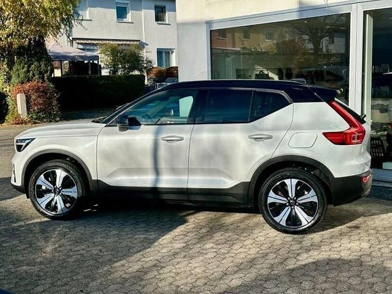 Gebraucht Volvo XC40 Core 169 kW (231 PS) 2022 Crystal white / metallic (metallic) SUV