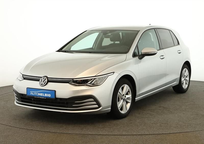 Reflexsilber metallic Gebraucht 2020 VW Golf Life SUV | 18.880 € (Fairer Preis) - Bild 1/4