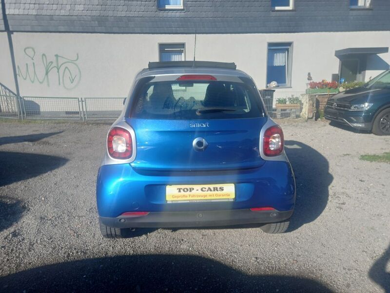 Gebraucht Smart ForFour Passion 71 PS (52 kW) 2015 Blau Kleinwagen