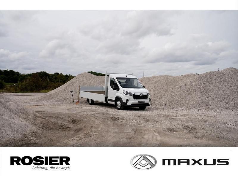 Neu Maxus eDeliver 9 150 kW (204 PS) 2025 Weiss / warm white Van