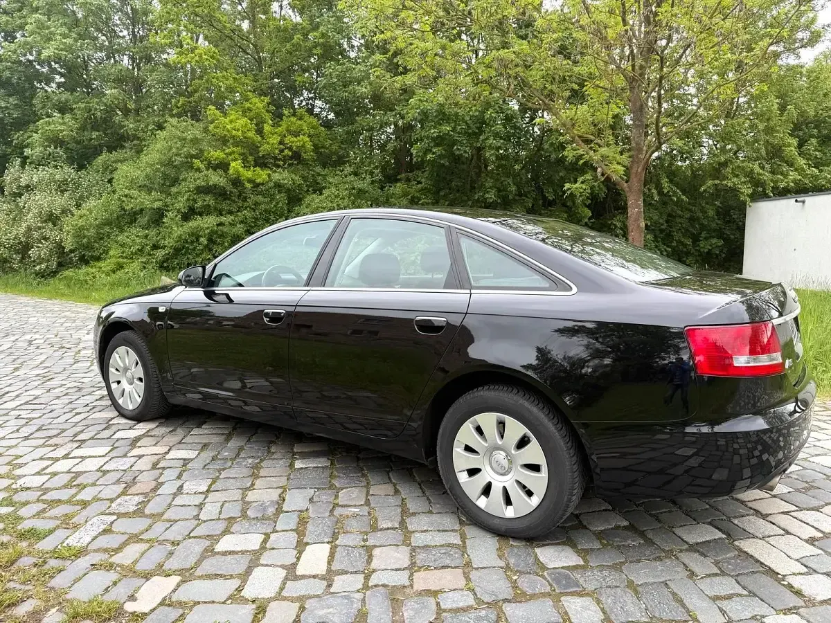 Używany Audi A6 177 KM (130 kW) 2008 Czarny Sedan/Limuzyna