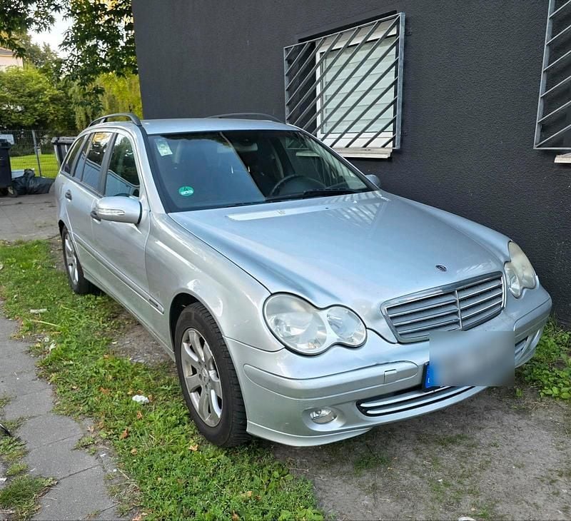 Silber Gebraucht 2003 Mercedes C220 Kombi | 1.500 € (Guter Preis) - Bild 1/4