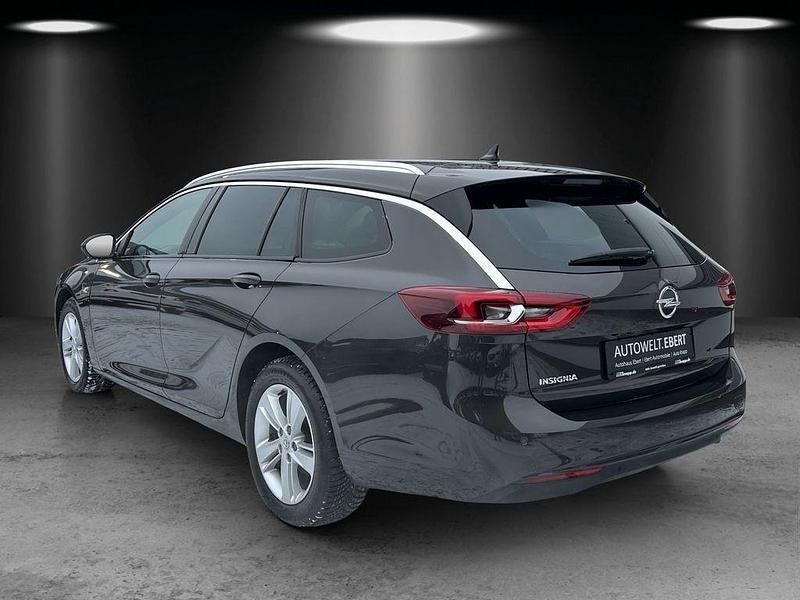 Gebraucht Opel Insignia Elegance 122 PS (89 kW) 2021 Stone brown Kombi
