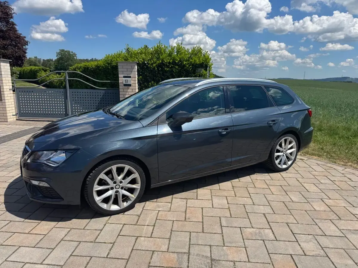 Gebraucht Seat Leon FR 150 PS (110 kW) 2020 Grau Kombi