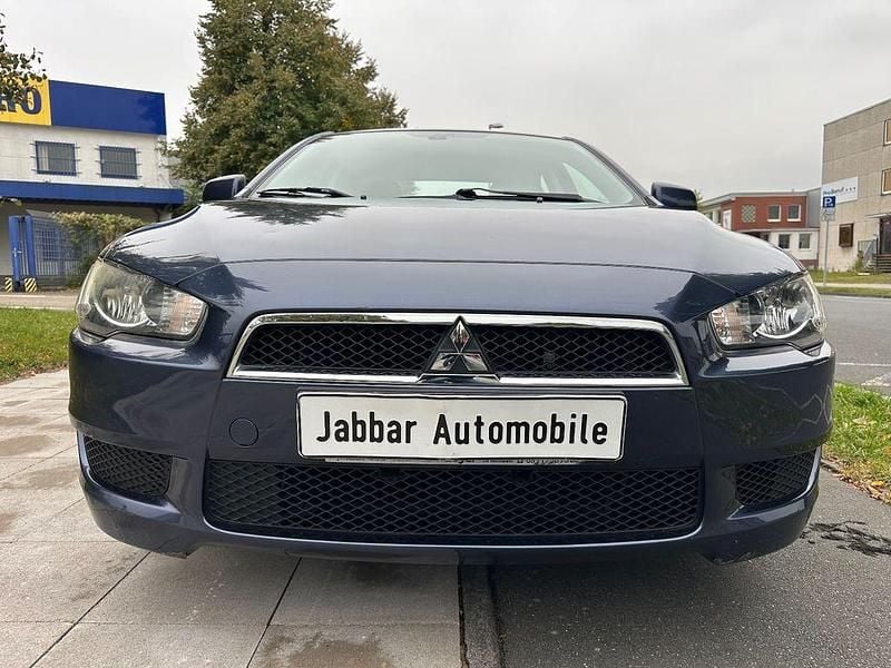 Blau Gebraucht 2011 Mitsubishi Lancer Invite Limousine | 4.999 € (Fairer Preis) - Bild 1/4