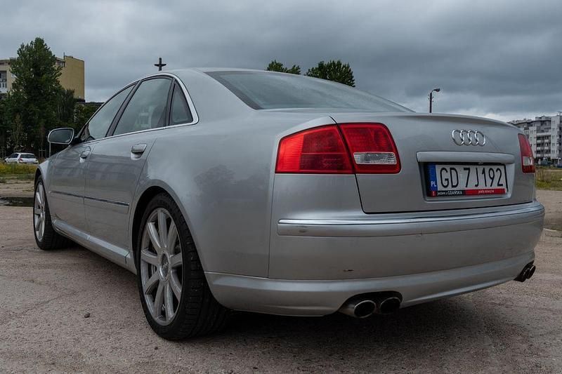 Gebraucht Audi S8 Ambiente 450 PS (330 kW) 2007 Silber Limousine