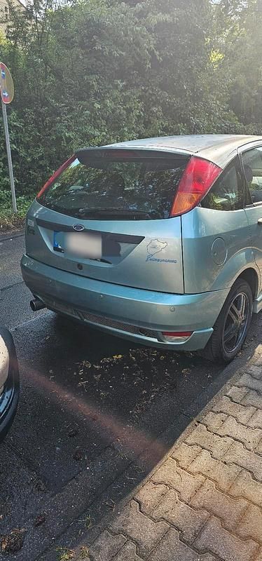 Second-hand Ford Focus 115 CP (84 kW) 1999 Albastru Hatchback