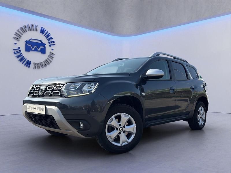 Gebraucht Dacia Duster Comfort 131 PS (96 kW) 2016 Grau SUV