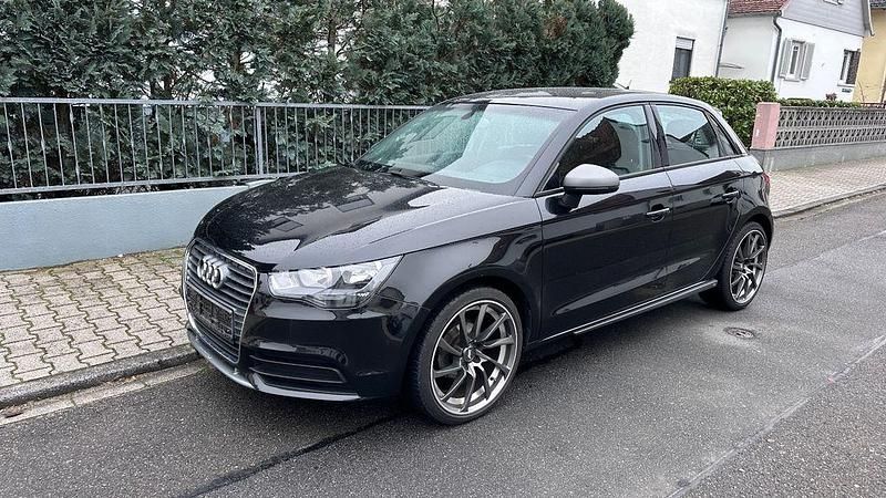 Schwarz Gebraucht 2014 Audi A1 Sportback Sport Kleinwagen | 7.299 € (Fairer Preis) - Bild 1/4