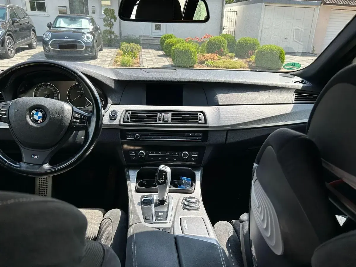 Używany BMW 520 Performance 184 KM (135 kW) 2012 Czarny Kombi