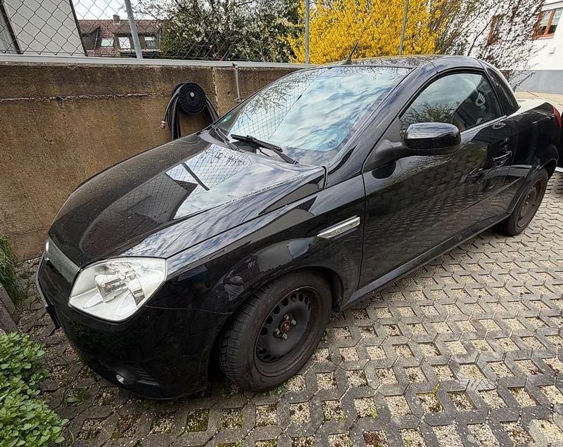 Gebraucht Opel Tigra Edition 125 PS (91 kW) 2009 Schwarz Cabrio