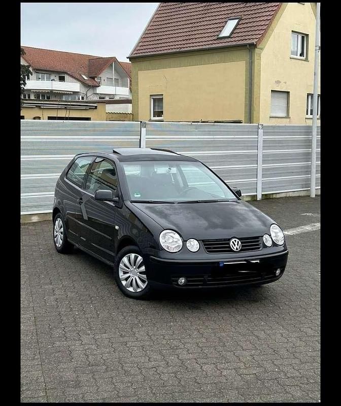 Gebraucht VW Polo 75 PS (55 kW) 2003 Schwarz Kleinwagen