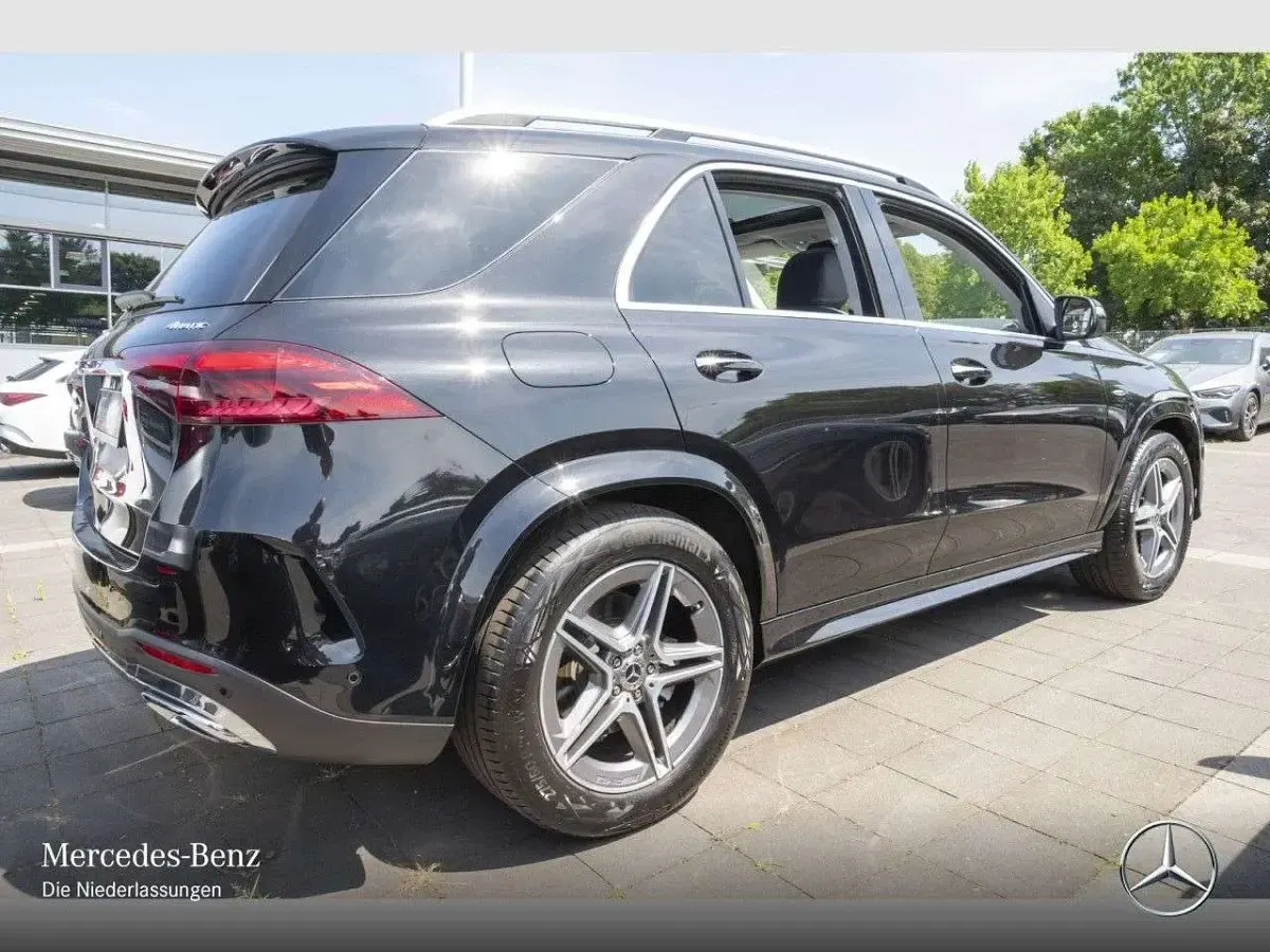 Gebraucht Mercedes GLE400 AMG 252 PS (185 kW) 2025 Obsidianschwarz SUV