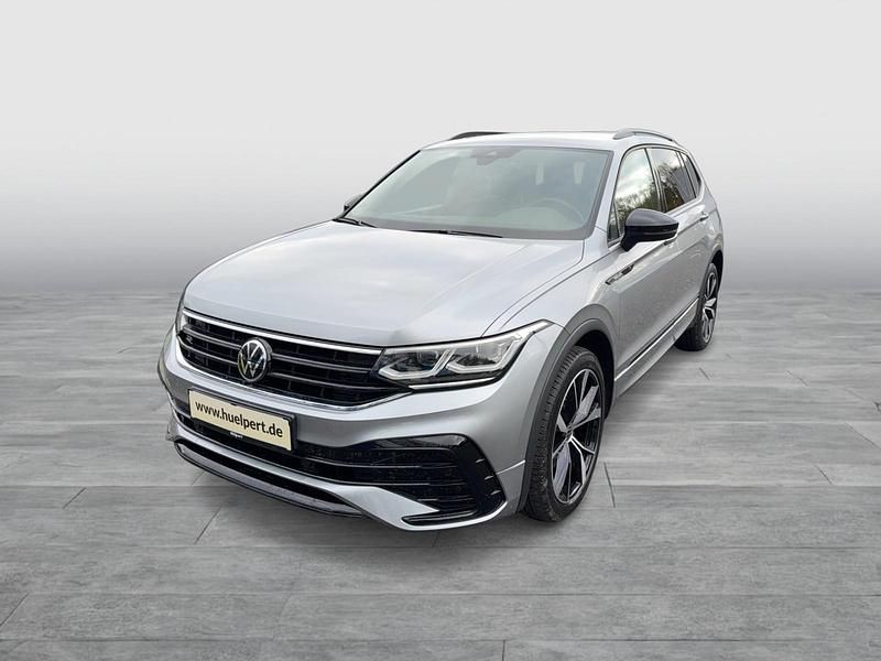Pyrit silber metallic Gebraucht 2022 VW Tiguan Allspace R-line SUV | 33.385 € (Fairer Preis) - Bild 1/3