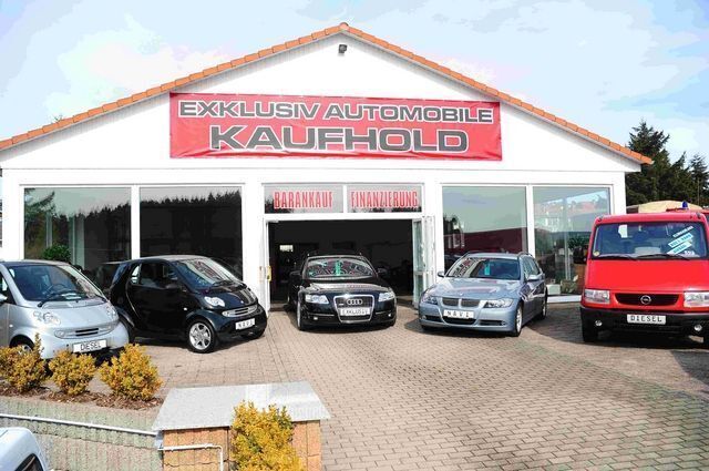 Weiß Gebraucht 2007 Opel Combo Van / Kleinbus | 6.680 € - Bild 1/1