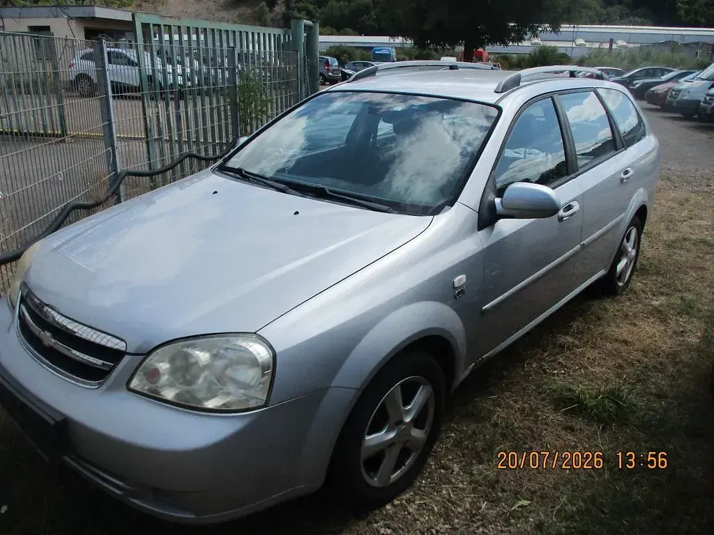 Gebraucht Chevrolet Nubira CDX 121 PS (88 kW) 2009 Silber Kombi