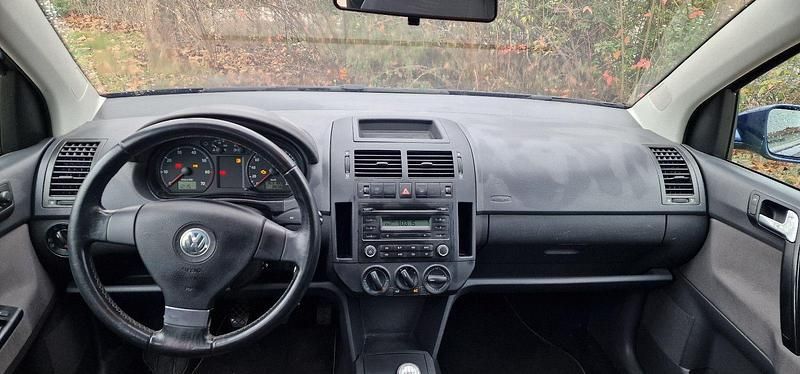 Gebraucht VW Polo United 60 PS (44 kW) 2008 Blau Limousine