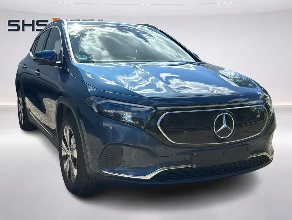 Gebraucht Mercedes EQA250 Business 139 kW (190 PS) 2022 Denimblau  metalliclack SUV