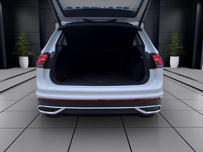 Gebraucht VW Tiguan Elegance 150 PS (110 kW) 2022 Weiss SUV